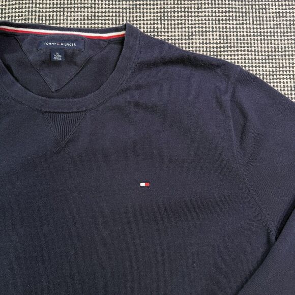 Tommy Hilfiger Men’s Sweater Navy Blue Sz XL Crewneck Pullover Embroider Logo - Picture 3 of 9